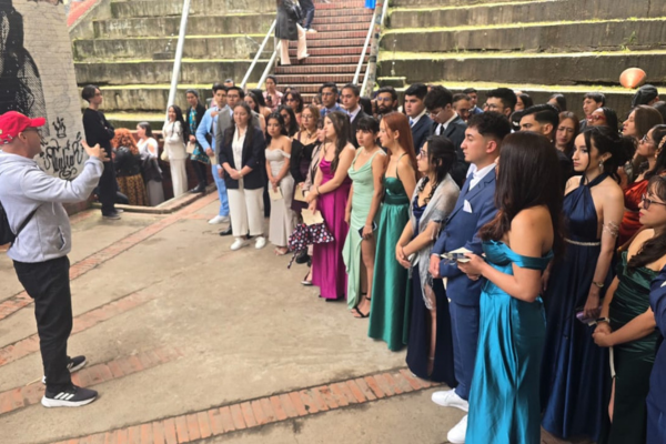 publicación Presencia activa de la Oficina de Egresados en las graduaciones de la Facultad Tecnológica y Ciencias y Educación